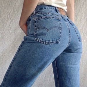 Vintage Levi’s 560 High Waist Mom Jeans